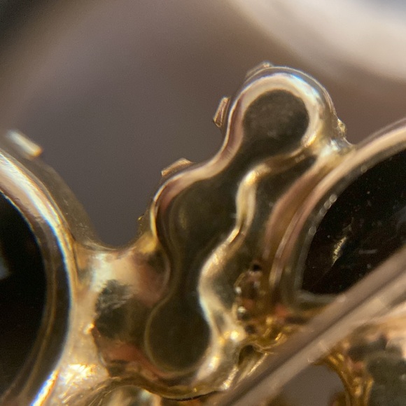 Xxsoldxx Vintage D&E Juliana gold & black brooch EUC 1.5" x 2.5" - Picture 15 of 17